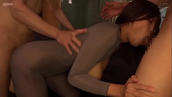 #3「母ではなく女として･･･」授乳中の子供がいるのに名も知らぬ男の中出しを受け入れ母乳を撒き散らすＨカップ妻  しおりさん３３歳